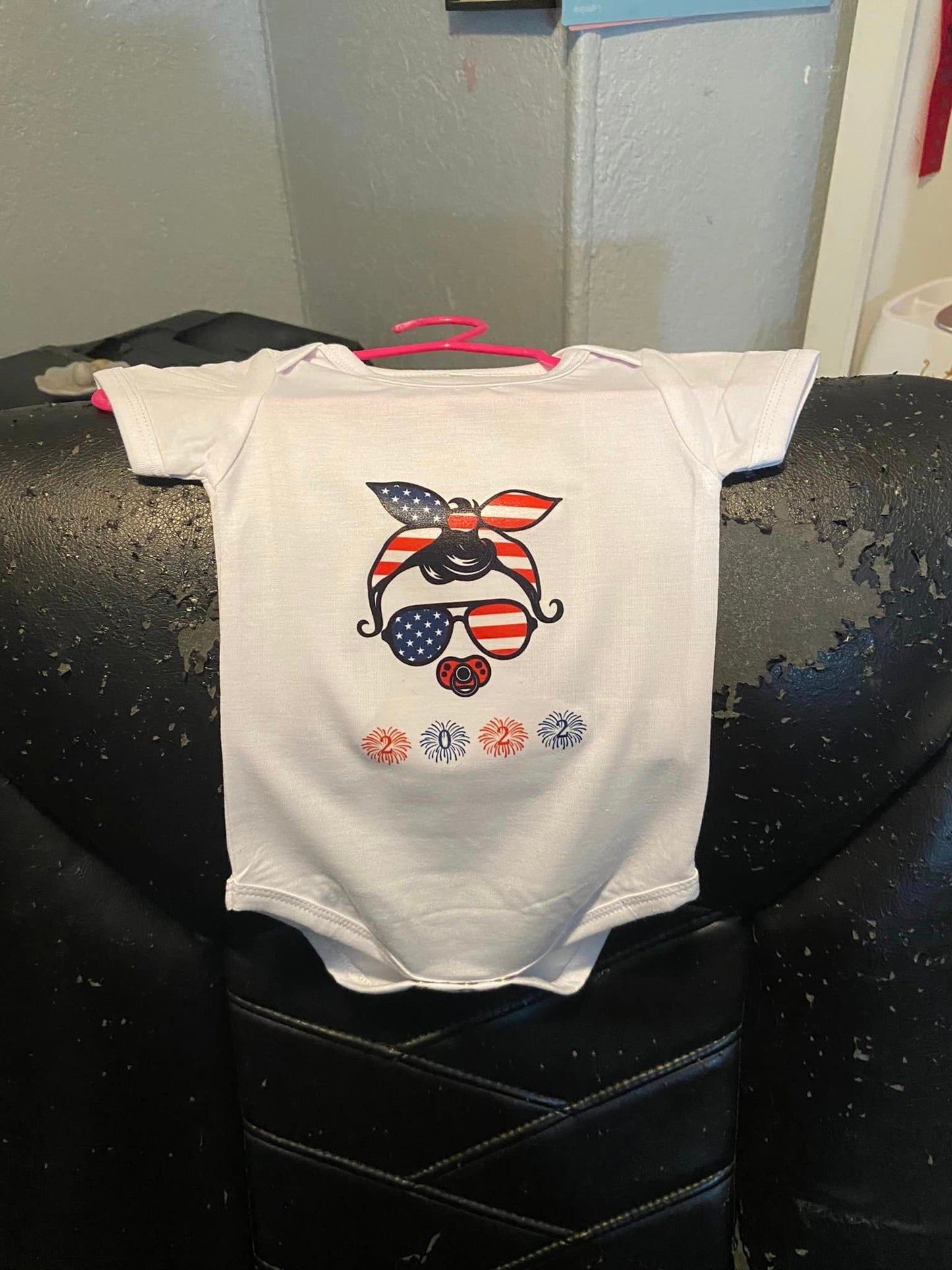 Custom blank t-shirts