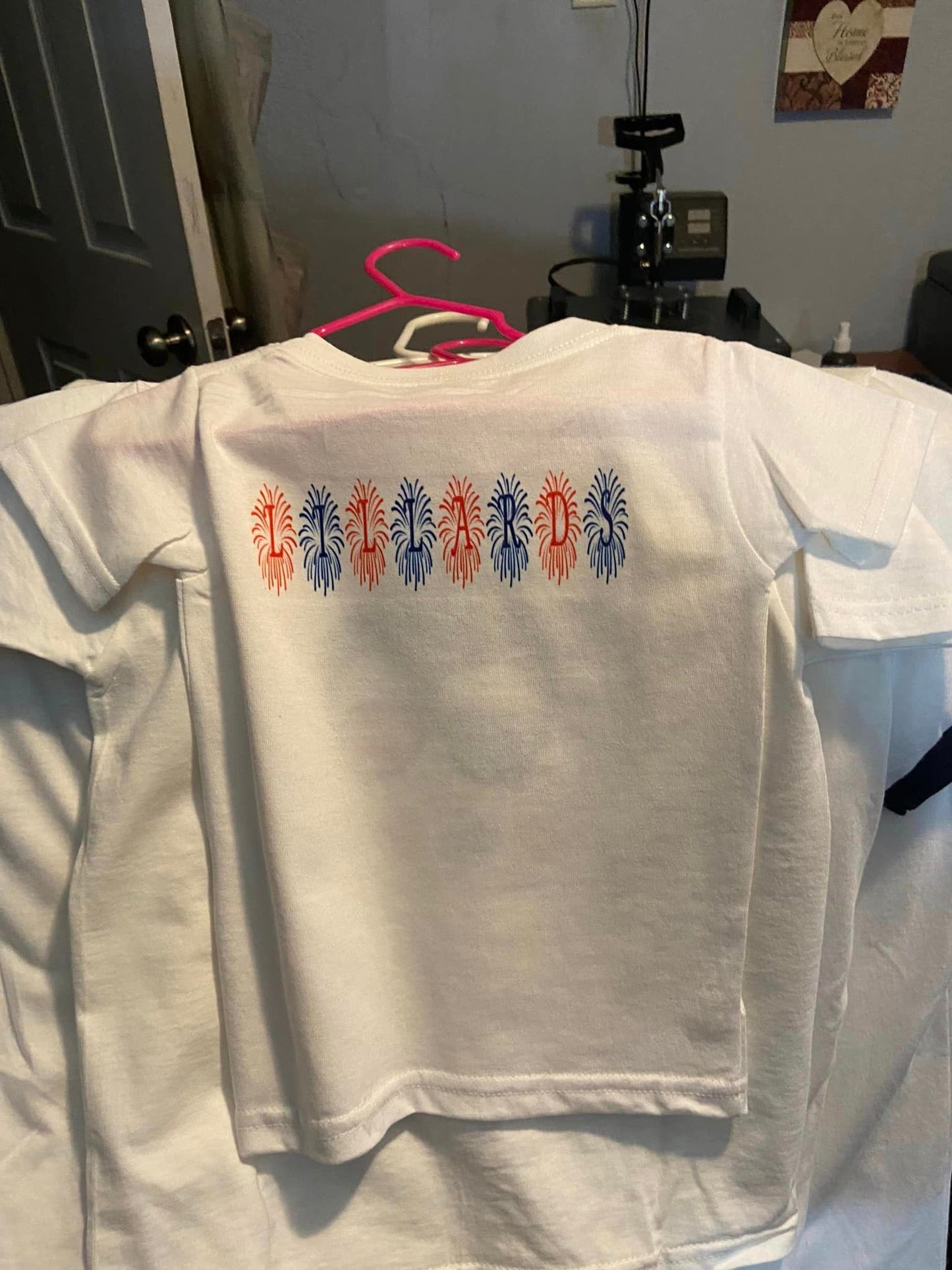 Custom blank t-shirts