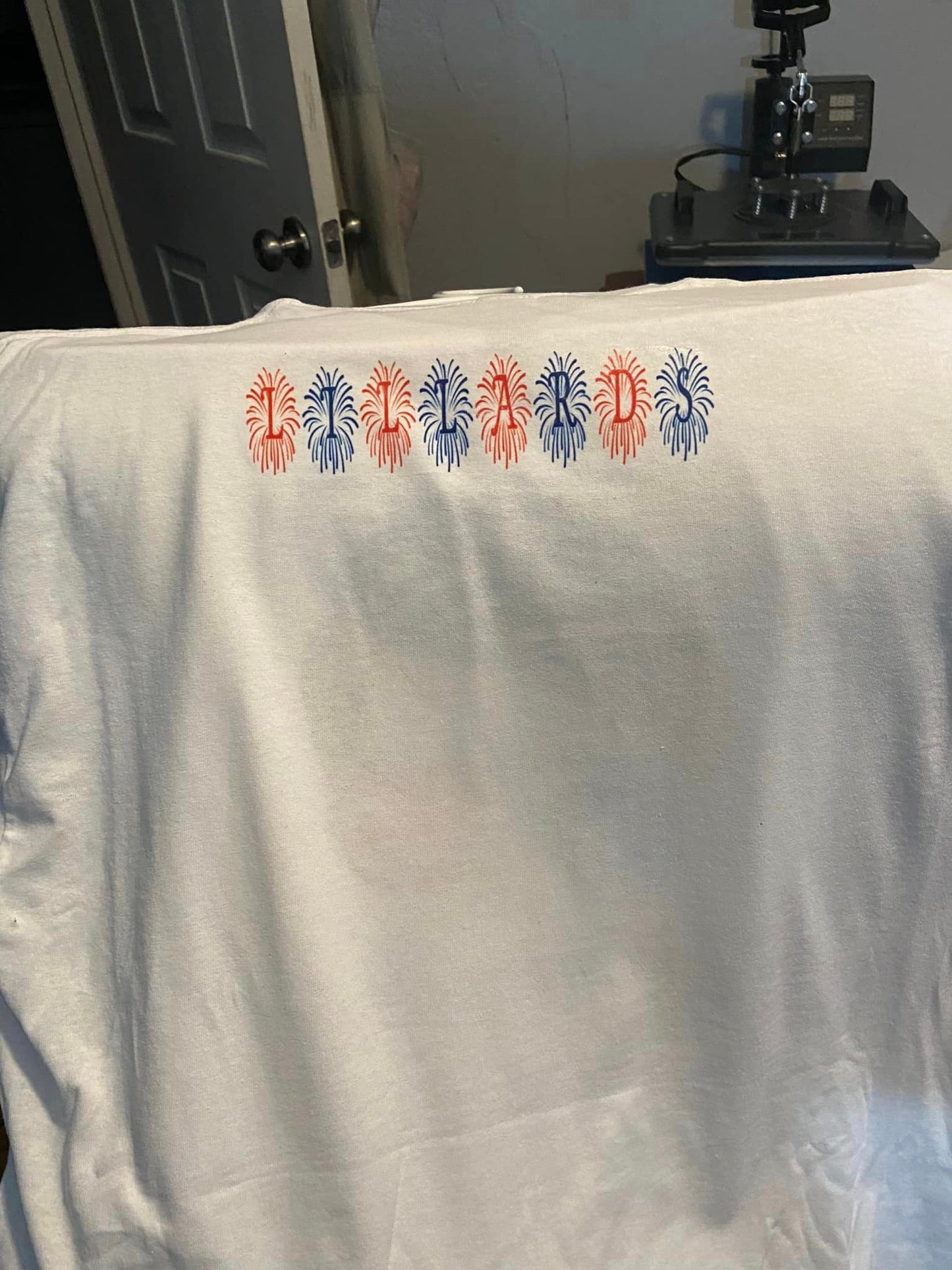 Custom blank t-shirts